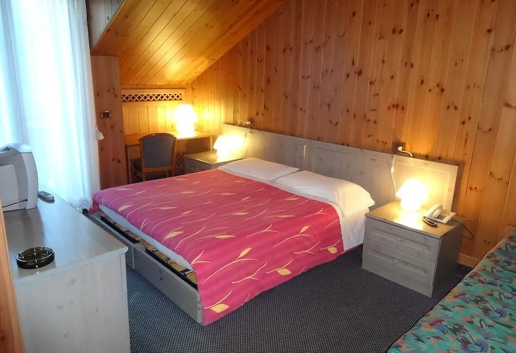 Hotel Calalzo-1